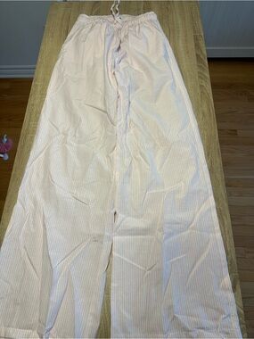 Subdued Light Pink Striped Wide-Leg Lounge Pants